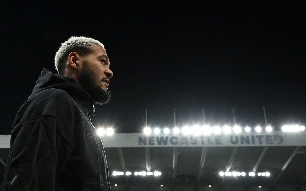 Newcastle boss admits starter is an injury doubt to face Arsenal 3 NEWCASTLE UPON TYNE, ENGLAND: Joelinton of Newcastle United arrives at the ground prior to the Premier League match between Newcastle United FC and Wolverhampton Wanderers FC at St James' Park on January 15, 2025. (Photo by Stu Forster/Getty Images)