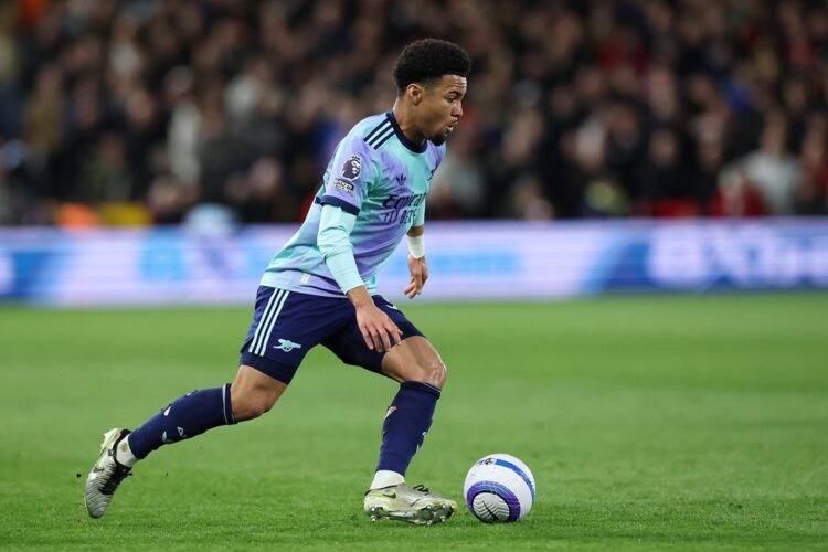 NOTTINGHAM, ENGLAND: Ethan Nwaneri of Arsenal runs with the ball during the Premier League match between Nottingham Forest FC and Arsenal FC at Cit...