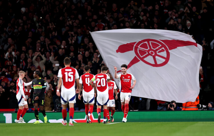 LONDON, ENGLAND - MARCH 12: Declan Rice of Arsenal celebrates scoring his team's second goal with teammates during the UEFA Champions League 2024/2...
