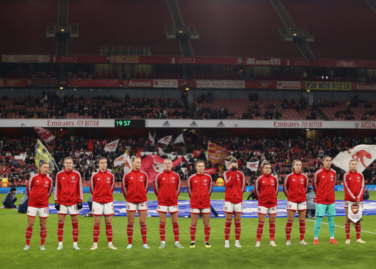 LONDON, ENGLAND - DECEMBER 15: Arsenal line up prior to the UEFA Women's Champions League group C match between Arsenal and Olympique Lyon at Emira...