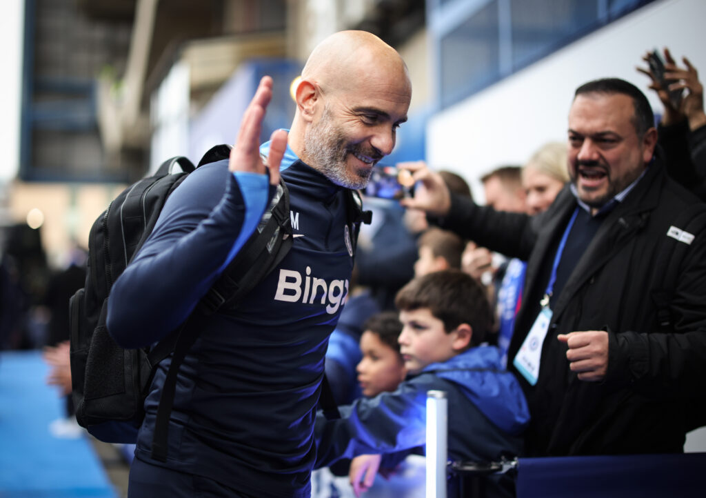 LONDON, ENGLAND - NOVEMBER 10: Enzo Maresca, Manager of Chelsea arrives prior to the Premier League match between Chelsea FC and Arsenal FC at Stamford Bridge on November 10, 2024 in London, England. (Photo by Ryan Pierse/Getty Images)
