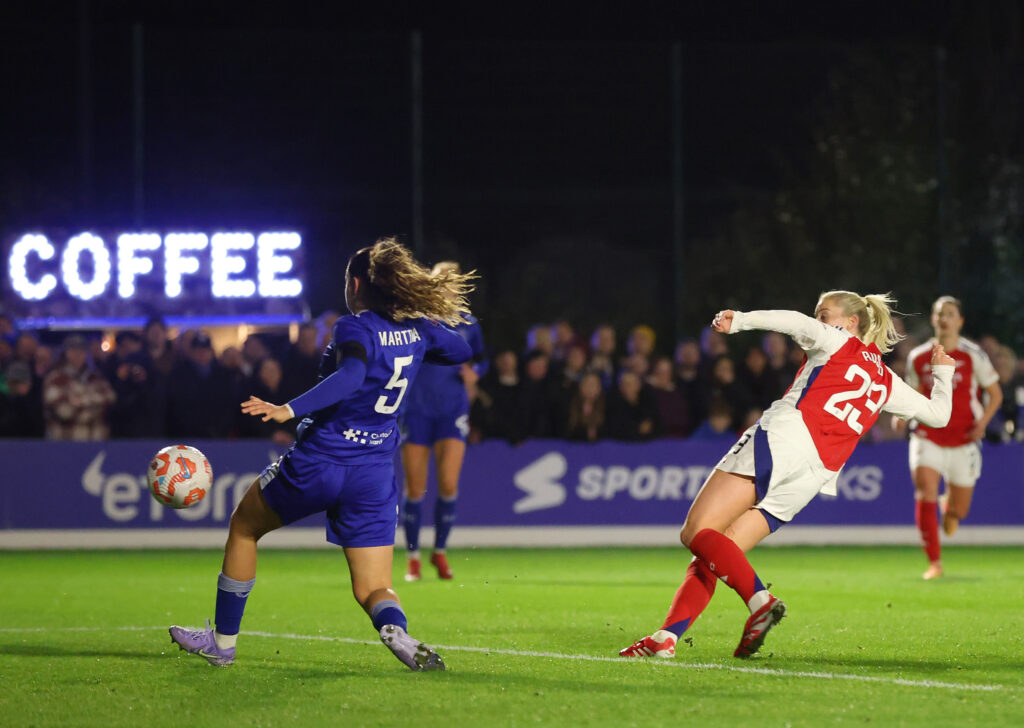 Alessia Russo extends Arsenal contract 4 LIVERPOOL, ENGLAND - MARCH 14: Alessia Russo of Arsenal scores hers team's first goal as Martina Fernandez of Everton attempts to block during the Barclays Women's Super League match between Everton FC and Arsenal FC at Walton Hall Park on March 14, 2025 in Liverpool, England. (Photo by Jan Kruger/Getty Images)