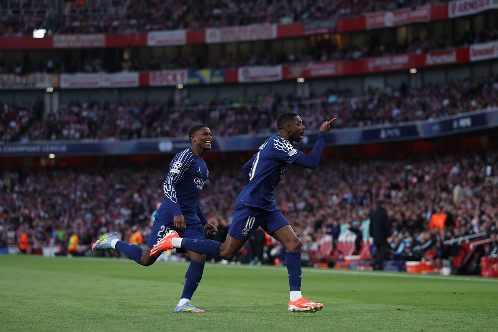 Arsenal star confident of comeback vs PSG 3 LONDON, ENGLAND: Ousmane Dembele (r) of Paris Saint-Germain celebrates scoring his team's first goal alongside Nuno Mendes during the UEFA Champions League 2024/25 Semi Final First Leg match between Arsenal FC and Paris Saint-Germain at Emirates Stadium on April 29, 2025. (Photo by Michael Steele/Getty Images)