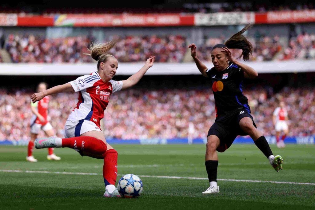 Arsenal create enough to beat Lyon but manage to lose 5 LONDON, ENGLAND - APRIL 19: Beth Mead of Arsenal is challenged by Selma Bacha of Olympique Lyonnais during the UEFA Women's Champions League semifinal first leg match between Arsenal WFC and Olympique Lyonnais on April 19, 2025 in London, England. (Photo by Paul Harding/Getty Images)
