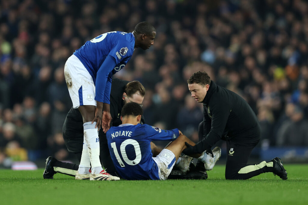 Everton could welcome 2 back from injury v Arsenal 2 LIVERPOOL, ENGLAND - FEBRUARY 12: Iliman Ndiaye of Everton is treated by medical staff after sustaining an injury during the Premier League match between Everton FC and Liverpool FC at Goodison Park on February 12, 2025 in Liverpool, England. (Photo by Alex Pantling/Getty Images)