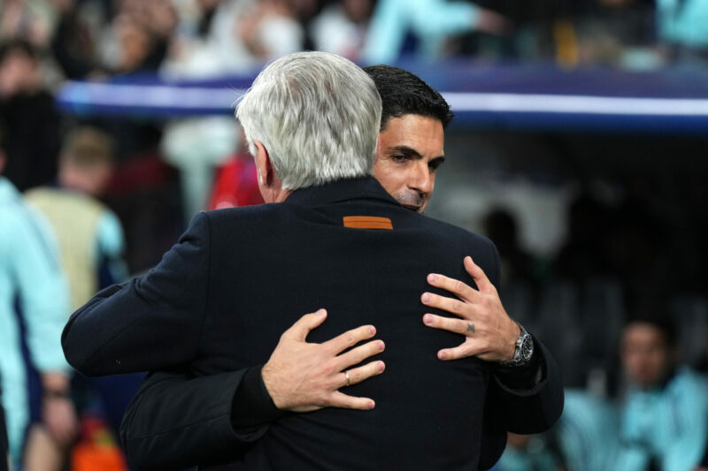 MADRID, SPAIN - APRIL 16: Mikel Arteta, Manager of Arsenal, embraces Carlo Ancelotti, Head Coach of Real Madrid, prior to the UEFA Champions League...