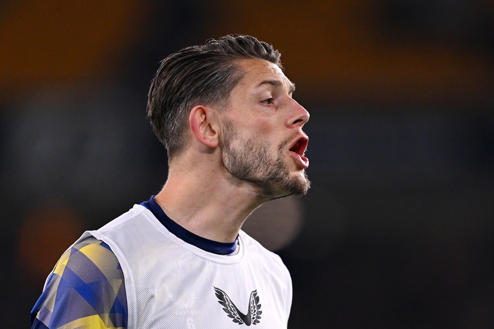 PGMOL admit Everton player should be banned against Arsenal 4 WOLVERHAMPTON, ENGLAND: James Tarkowski of Everton warms up prior to the Premier League match between Wolverhampton Wanderers FC and Everton FC at Molineux on March 08, 2025. (Photo by Gareth Copley/Getty Images)