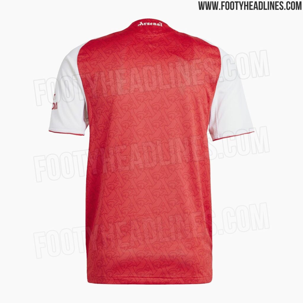 Leaked official photos of Arsenal's 2025/26 home kit (Photos via FootyHeadlines.com)