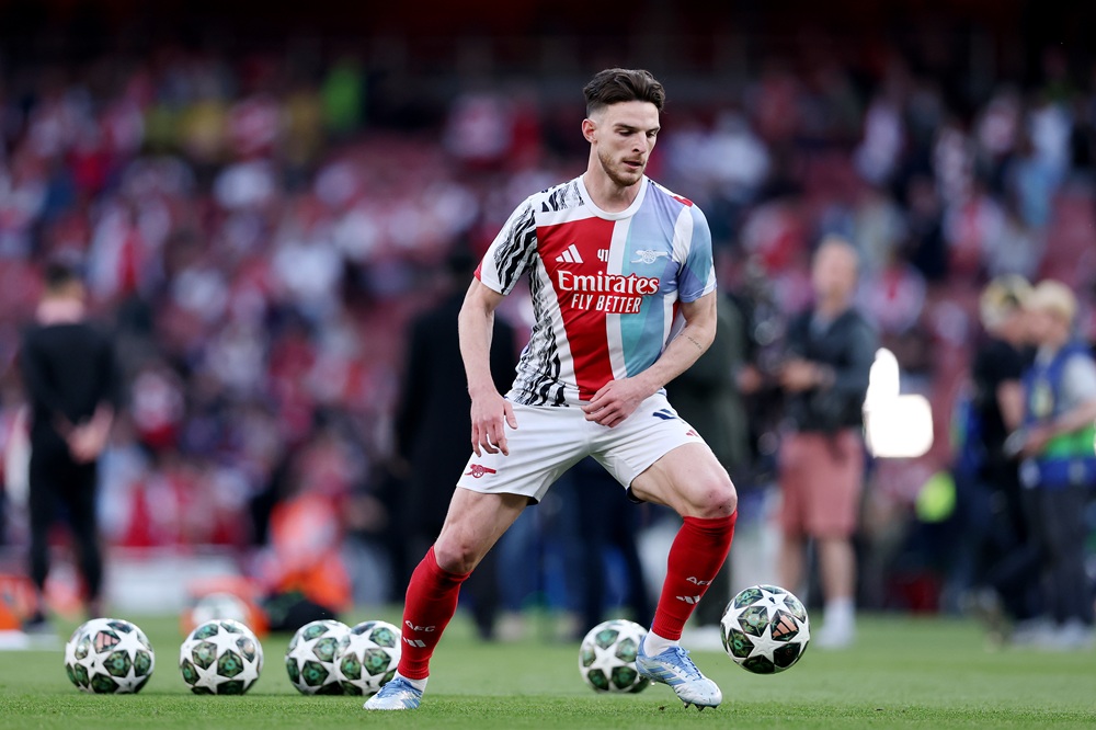 Declan Rice sends message after PSG defeat 4 LONDON, ENGLAND: Declan Rice of Arsenal warms up prior to the UEFA Champions League 2024/25 Semi Final First Leg match between Arsenal FC and Paris Saint-Germain at Emirates Stadium on April 29, 2025. (Photo by Michael Steele/Getty Images)