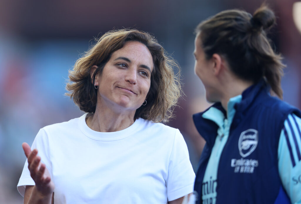 Renée Slegers warns Arsenal ahead of Aston Villa challenge 2 BIRMINGHAM, ENGLAND - APRIL 30: Natalia Arroyo, Manager of Aston Villa interacts with Renee Slegers, Manager of Arsenal, prior to the Barclays Women's Super League match between Aston Villa FC and Arsenal FC at Villa Park on April 30, 2025 in Birmingham, England. (Photo by Nathan Stirk/Getty Images)