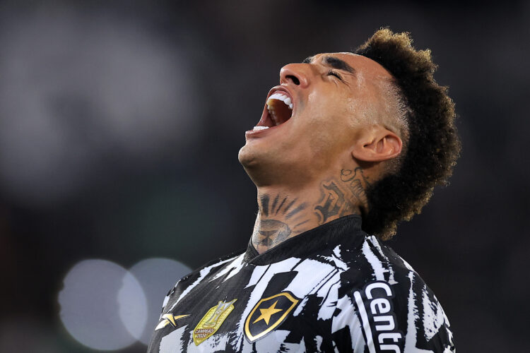 RIO DE JANEIRO, BRAZIL - APRIL 05: Igor Jesus of Botafogo celebrates after scoring his team's third goal that was later disallowed by VAR during th...