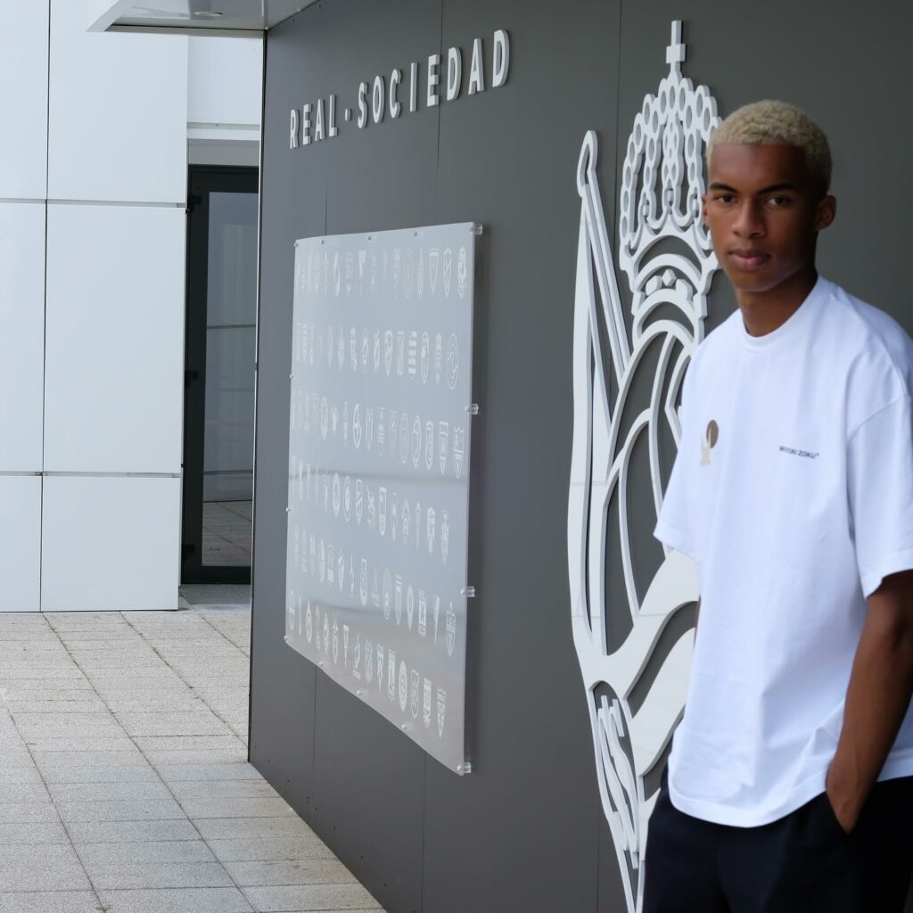 Zac Shuaib after signing for Real Sociedad (Photo via Shuaib on Instagram)