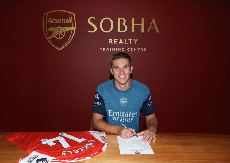 Viktor Gyokeres signs for Arsenal (Photo via Arsenal.com)