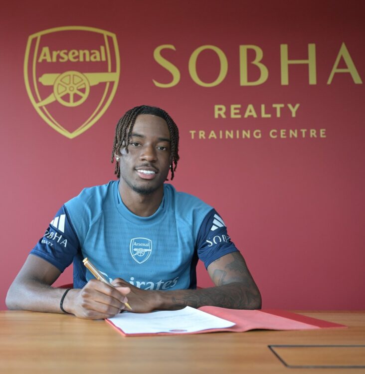 Noni Madueke signs for Arsenal (Photo via Arsenal.com)