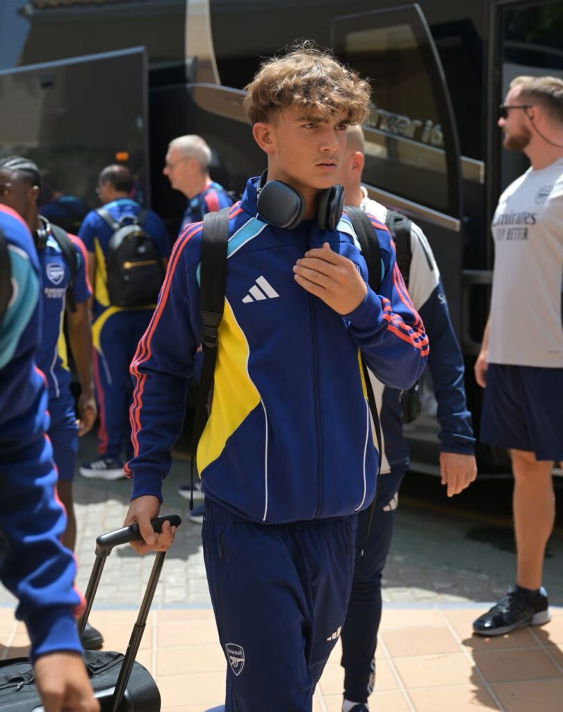Max Dowman with the Arsenal first team on tour in Spain (Photo via Arsenal.com)
