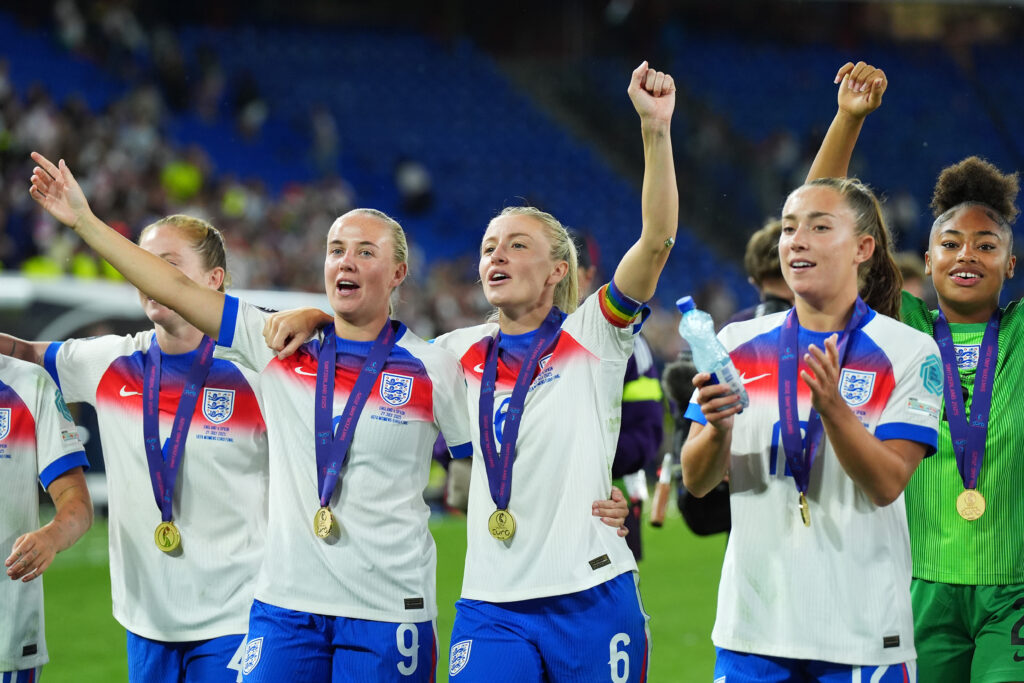 BASEL, SWITZERLAND - JULY 27: Leah Williamson celebrates with teammate Beth Mead of England following their side's victory in the UEFA Women's EURO 2025 Final match between England and Spain at St. Jakob-Park on July 27, 2025 in Basel, Switzerland. (Photo by Daniela Porcelli/Getty Images)