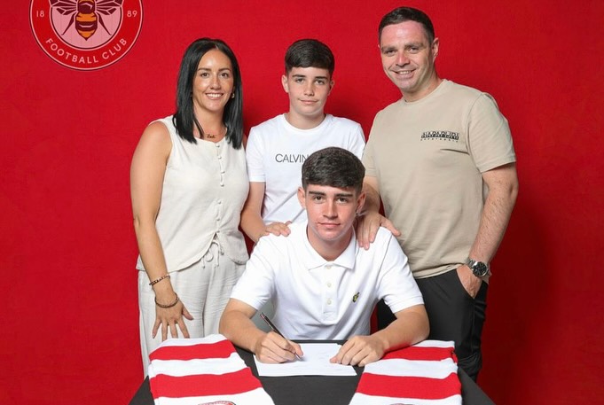 Brentford sign teenager despite Arsenal trial 2 Coran Madden signing for Brentford (Photo via Madden on Instagram)