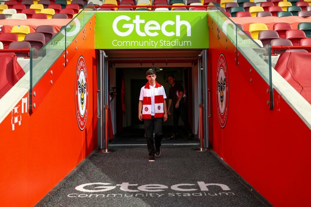 Brentford sign teenager despite Arsenal trial 3 Coran Madden signing for Brentford (Photo via Madden on Instagram)