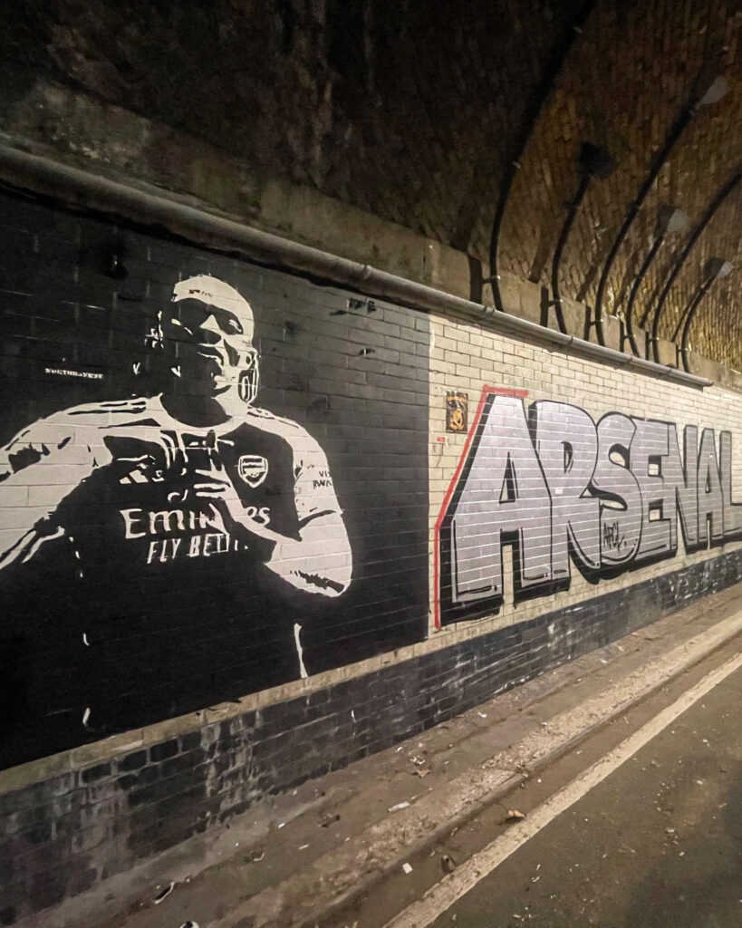 Spurs bitterness overflows as Eze-Arsenal move nears announcement 5 The Eberechi Eze mural (Photo via footballontnt on Twitter)