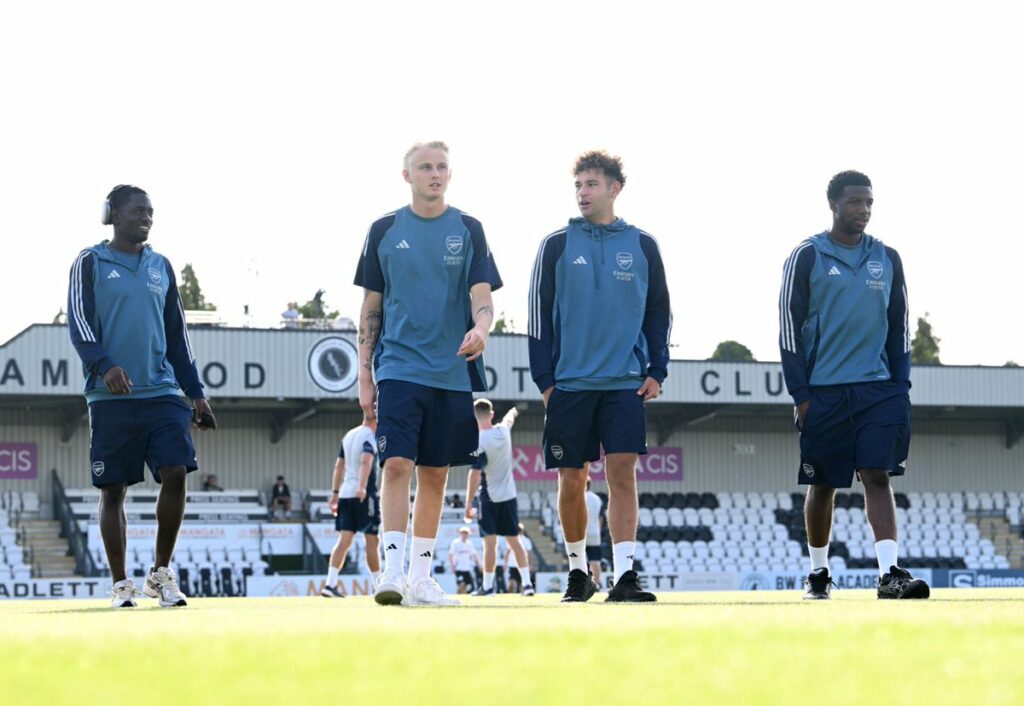 The Arsenal u21s ahead of a game (Photo via Arsenal Academy on Twitter)