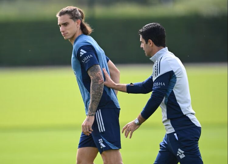Riccardo Calafiori and Mikel Arteta in training with Arsenal (Photo via Arsenal.com)