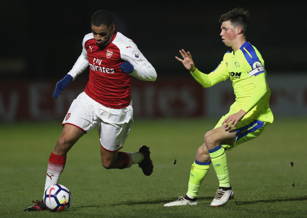 Former Arsenal youngster signs for 6th club in 7 years 3 BOREHAMWOOD, ENGLAND - DECEMBER 15: Yassin Fortune of Arsenal attempts to get away from Charles Vernam of Derby during the Premier League 2 match between Arsenal and Derby County at Meadow Park on December 15, 2017 in Borehamwood, England. (Photo by James Chance/Getty Images)