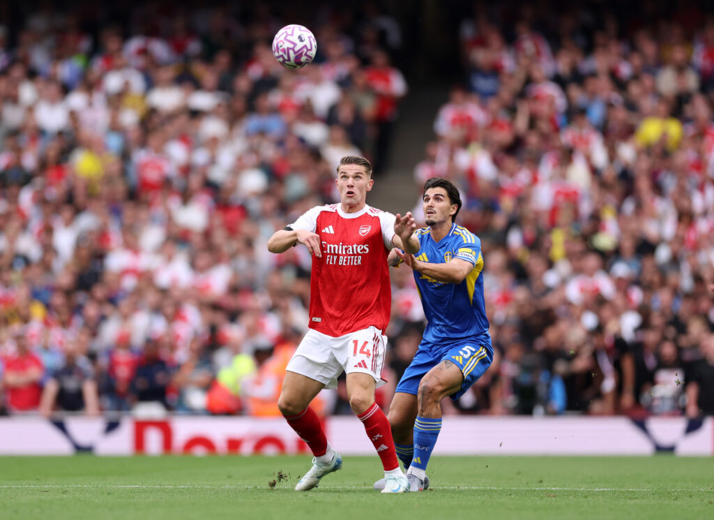 Leeds star: Arsenal are "a really good team" 2 LONDON, ENGLAND - AUGUST 23: Viktor Gyoekeres of Arsenal battles for possession with Pascal Struijk of Leeds United during the Premier League match between Arsenal and Leeds United at Emirates Stadium on August 23, 2025 in London, England. (Photo by Justin Setterfield/Getty Images)