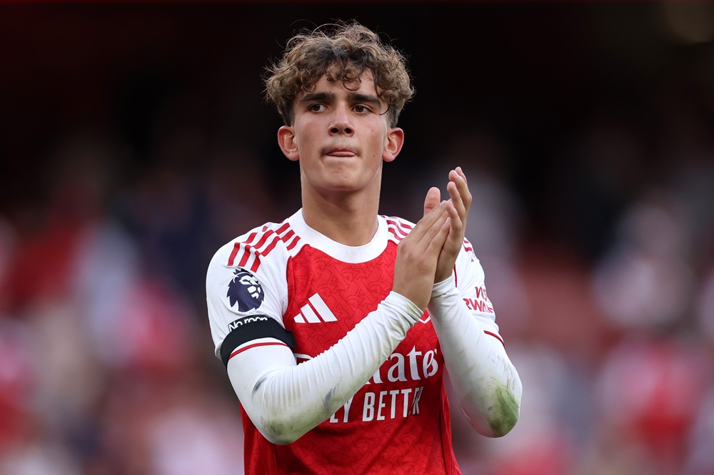 Arsenal's Dowman shares message after 'incredible' debut 3 LONDON, ENGLAND: Max Dowman of Arsenal claps during the Premier League match between Arsenal and Leeds United at Emirates Stadium on August 23, 2025. (Photo by Justin Setterfield/Getty Images)
