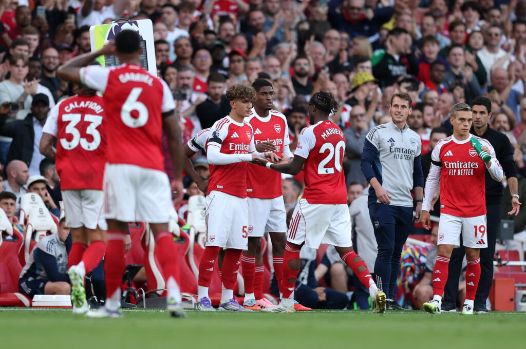 LONDON, ENGLAND - AUGUST 23: Max Dowman of Arsenal makes his debut during the Premier League match between Arsenal and Leeds United at Emirates Stadium on August 23, 2025 in London, England. (Photo by Julian Finney/Getty Images)