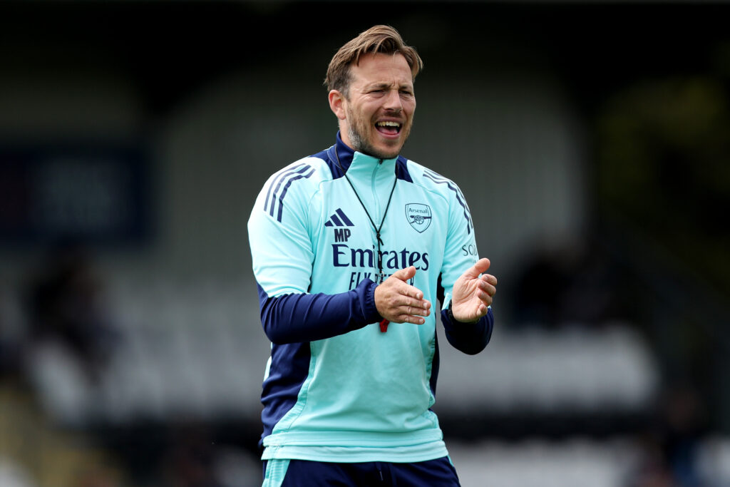 Arsenal U21s show spirit but Fulham take the points 6 BOREHAMWOOD, ENGLAND - JULY 13: Max Porter, Coach of Arsenal XI, applauds prior to the Pre-Season Friendly match between Boreham Wood and Arsenal XI at Meadow Park on July 13, 2024 in Borehamwood, England. (Photo by Ryan Hiscott/Getty Images)