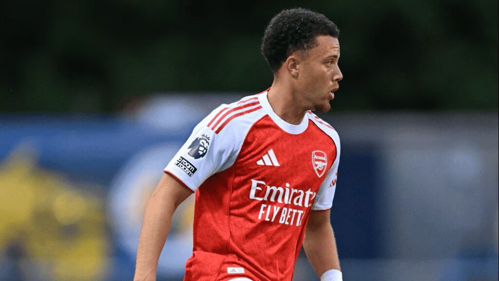 Seb Ferdinand playing for the Arsenal u21s (Photo via Arsenal.com)