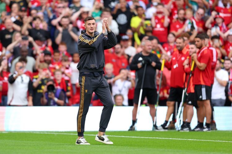 MANCHESTER, ENGLAND: Benjamin Sesko of Manchester United acknowledges the fans, as he is unveiled to the fans after signing for the team, prior to ...