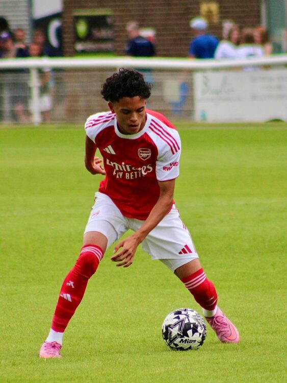 Kyran Thompson playing for Arsenal (Photo via Thompson on Instagram)