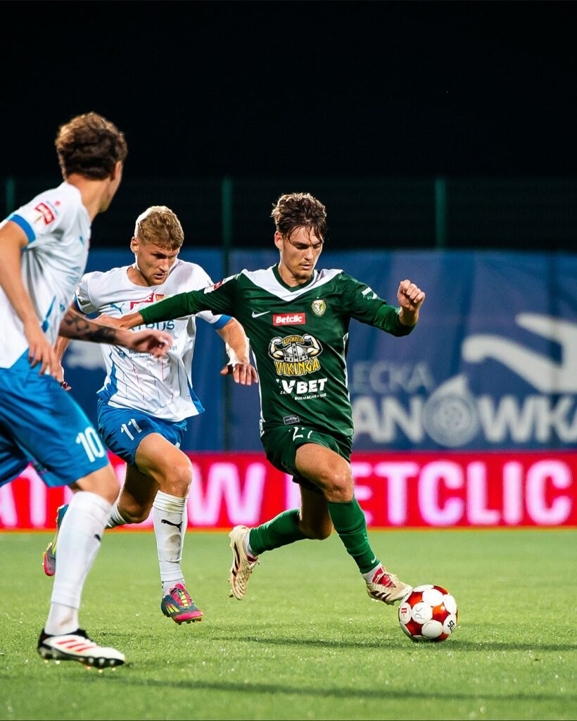 Former Gunner scores on debut after summer Arsenal exit 2 Michal Rosiak playing for Slask Wroclaw (Photo via SlaskWroclaw.pl on Instagram)