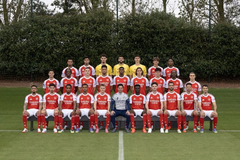 Arsenal first-team squad 2025/26 (Photo via Arsenal.com)