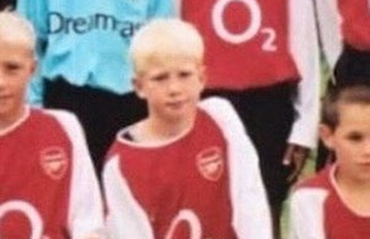 Kevin De Bruyne on a trial with Arsenal (Photo via Sanchez Watt on Twitter)