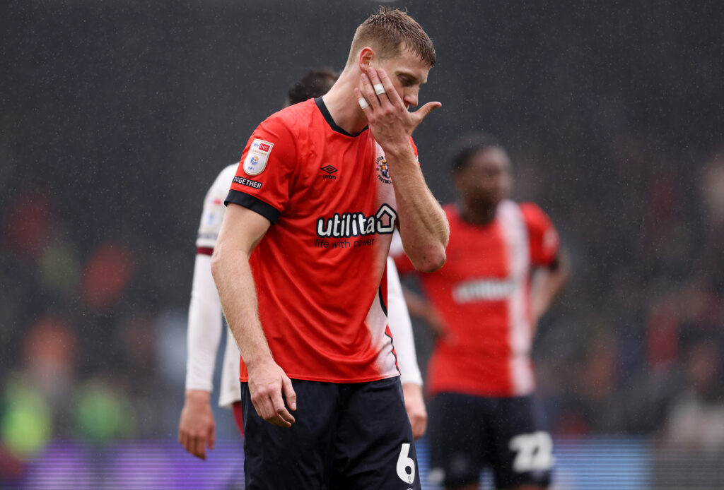 Former Gunner says he has 'nothing to prove' after move 3 LUTON, ENGLAND - APRIL 21: Mark McGuinness of Luton Town looks on during the Sky Bet Championship match between Luton Town FC and Bristol City FC at Kenilworth Road on April 21, 2025 in Luton, England. (Photo by Paul Harding/Getty Images)