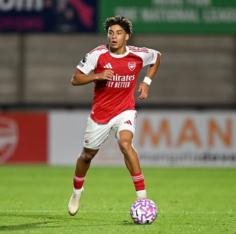 Arsenal u21 scores against former club Chelsea in defeat 2 Marcell Washington playing for the Arsenal u21s (Photo via Washington on Instagram)