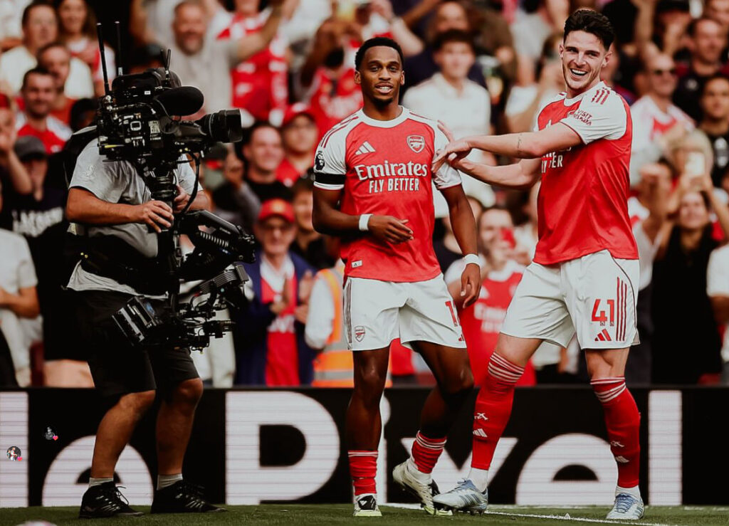 Jurrien Timber with Arsenal (Photo via Timber on Instagram)