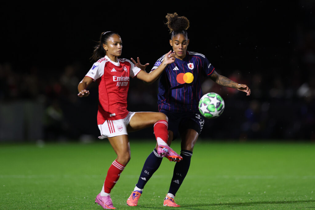 Arsenal star's international future still undecided despite England call-up 2 BOREHAMWOOD, ENGLAND - OCTOBER 07: Taylor Hinds of Arsenal battles for possession with Tarciane of OL Lyonnes during the UEFA Women's Champions League 2025/26 league phase match between Arsenal FC and OL Lyonnesat Meadow Park on October 07, 2025 in Borehamwood, England. (Photo by Justin Setterfield/Getty Images)