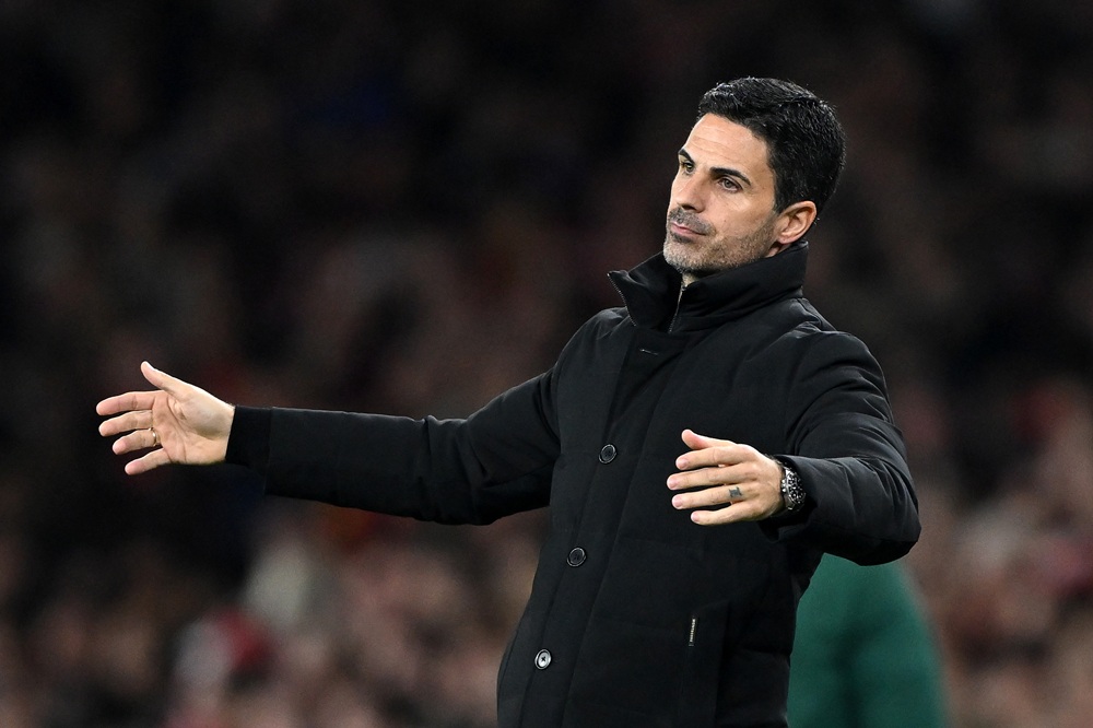 LONDON, ENGLAND: Mikel Arteta, Manager of Arsenal, reacts during the UEFA Champions League 2025/26 League Phase MD2 match between Arsenal FC and Olympiacos FC at Arsenal Stadium on October 01, 2025. (Photo by Mike Hewitt/Getty Images)