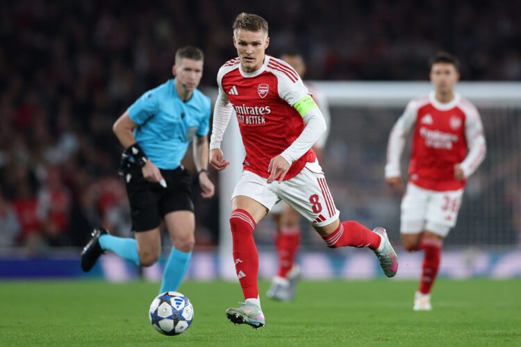 LONDON, ENGLAND: Martin Odegaard of Arsenal during the UEFA Champions League 2025/26 League Phase MD2 match between Arsenal FC and Olympiacos FC at...