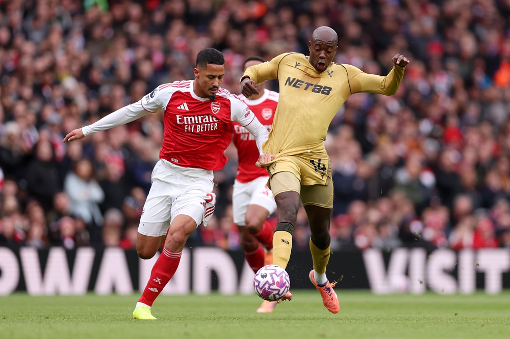 Saka, Rice & more: Injury updates on 5 Arsenal players post-Palace 2 LONDON, ENGLAND: Jean-Philippe Mateta of Crystal Palace is challenged by William Saliba of Arsenal during the Premier League match between Arsenal and Crystal Palace at Emirates Stadium on October 26, 2025. (Photo by Alex Pantling/Getty Images)