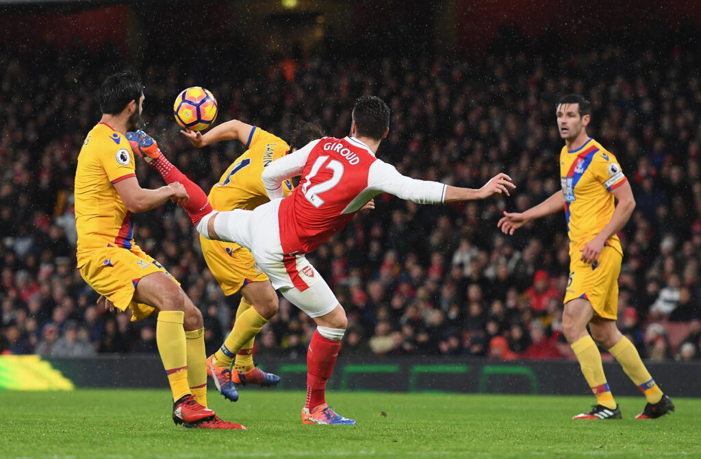 Ex-Gunner says Arsenal goal "best of my career" 2 LONDON, ENGLAND - JANUARY 01: Olivier Giroud of Arsenal scores the opening goal during the Premier League match between Arsenal and Crystal Palace at Emirates Stadium on January 1, 2017 in London, England. (Photo by Shaun Botterill/Getty Images)