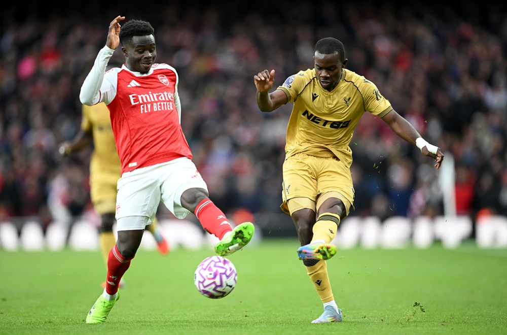 Saka, Rice & more: Injury updates on 5 Arsenal players post-Palace 4 LONDON, ENGLAND: Tyrick Mitchell of Crystal Palace is challenged by Bukayo Saka of Arsenal during the Premier League match between Arsenal and Crystal Palace at Emirates Stadium on October 26, 2025. (Photo by Clive Mason/Getty Images)