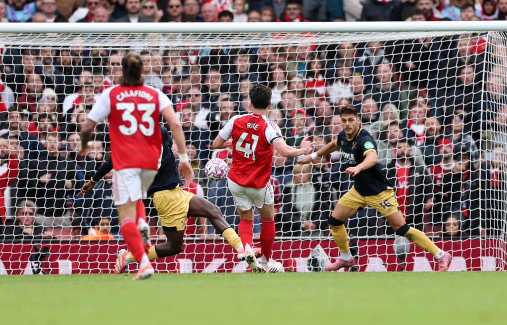 LONDON, ENGLAND - OCTOBER 04: Declan Rice of Arsenal scores his team's first goal during the Premier League match between Arsenal and West Ham United at Emirates Stadium on October 04, 2025 in London, England. (Photo by Julian Finney/Getty Images)