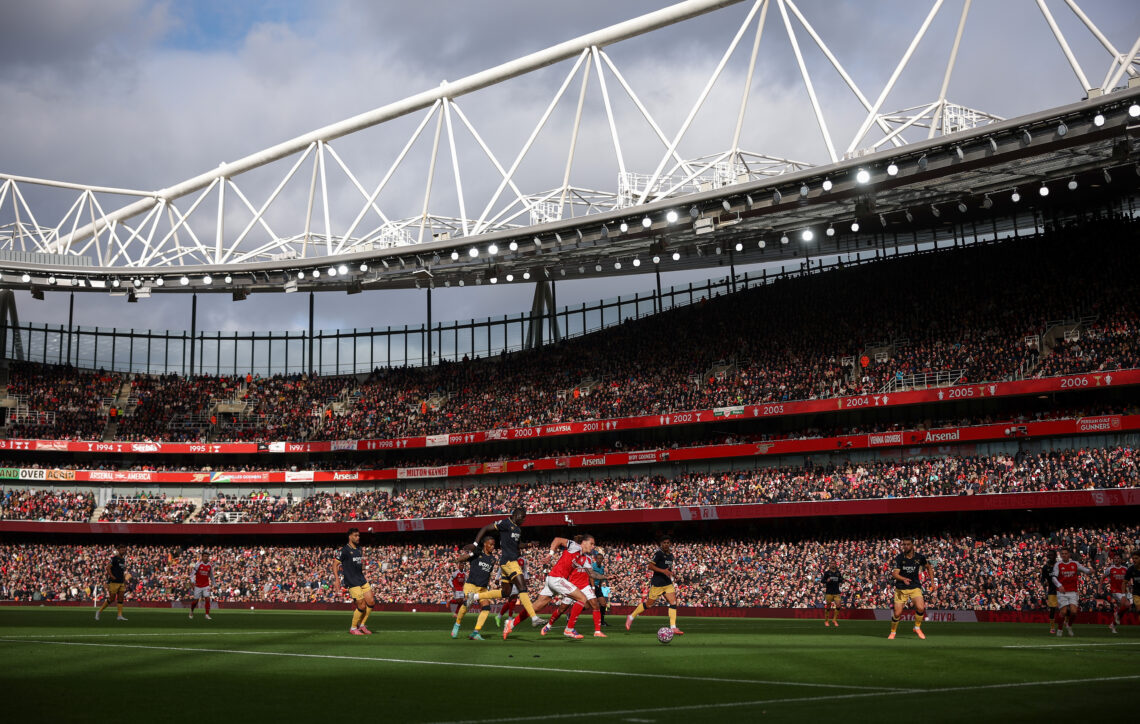LONDON, ENGLAND - OCTOBER 04: A general view of play during the Premier League match between Arsenal and West Ham United at Emirates Stadium on Oct...