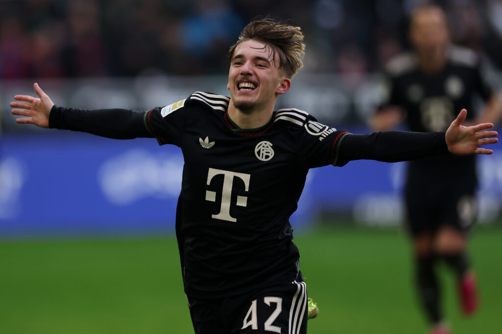 Arsenal scout 17yo Bayern Munich first-teamer 3 MOENCHENGLADBACH, GERMANY - OCTOBER 25: Lennart Karl of Bayern Munich celebrates scoring his teams third goal of the game during the Bundesliga match between Borussia Mönchengladbach and FC Bayern München at Borussia-Park on October 25, 2025 in Moenchengladbach, Germany. (Photo by Dean Mouhtaropoulos/Getty Images)
