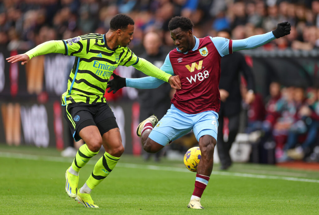 3 Burnley players injured ahead of Arsenal clash 4 BURNLEY, ENGLAND - FEBRUARY 17: David Datro Fofana of Burnley in action with Gabriel Magalhaes of Arsenal during the Premier League match between Burnley FC and Arsenal FC at Turf Moor on February 17, 2024 in Burnley, England. (Photo by Marc Atkins/Getty Images)