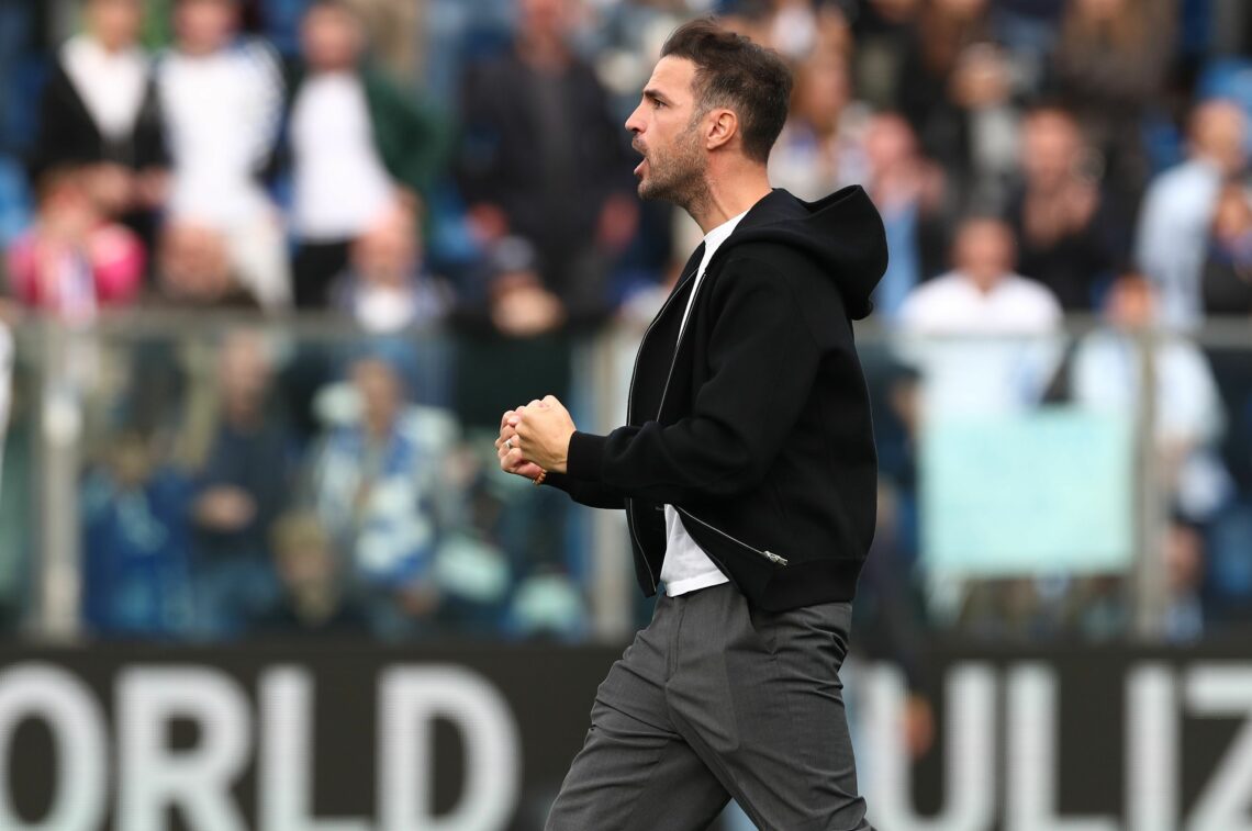 COMO, ITALY - OCTOBER 19: Como 1907 coach Cesc Fabregas celebrates the victory at the end of the Serie A match between Como 1907 and Juventus FC at...
